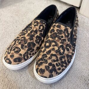 Time and Tru Leopard Print Slip-On Sneakers